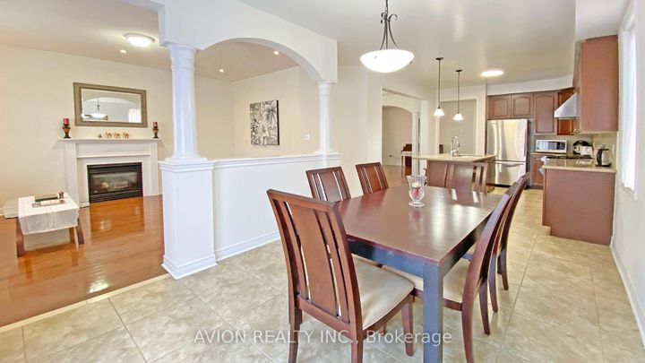 Photo 4 at 5173 Churchill Meadows Boulevard, Churchill Meadows, Mississauga