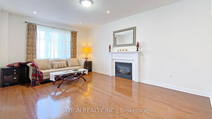 Photo 10 at 5173 Churchill Meadows Boulevard, Churchill Meadows, Mississauga