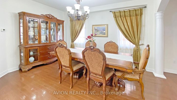 Photo 11 at 5173 Churchill Meadows Boulevard, Churchill Meadows, Mississauga