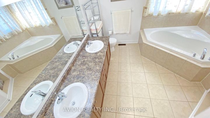 Photo 17 at 5173 Churchill Meadows Boulevard, Churchill Meadows, Mississauga