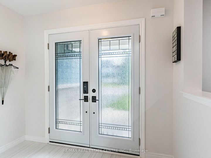 Photo 7 at 42 Somerville Road, AC Acton, Halton Hills
