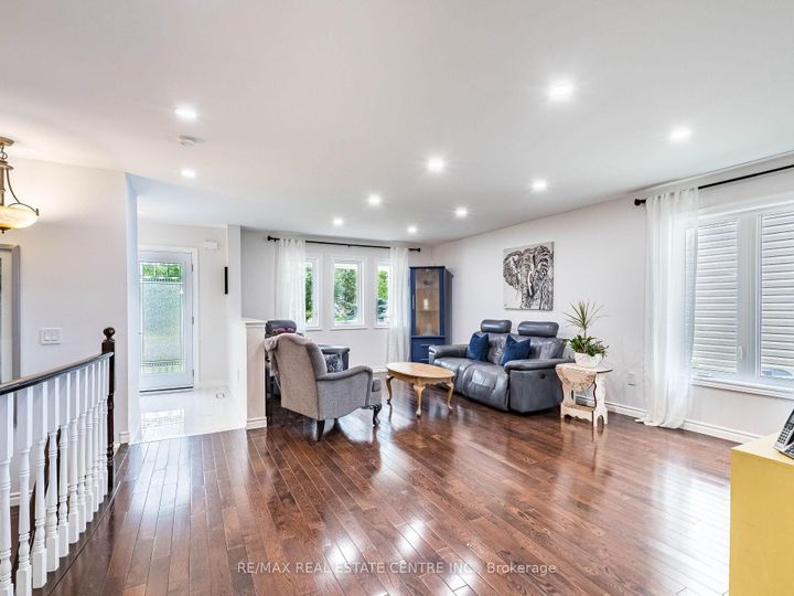Photo 8 at 42 Somerville Road, AC Acton, Halton Hills
