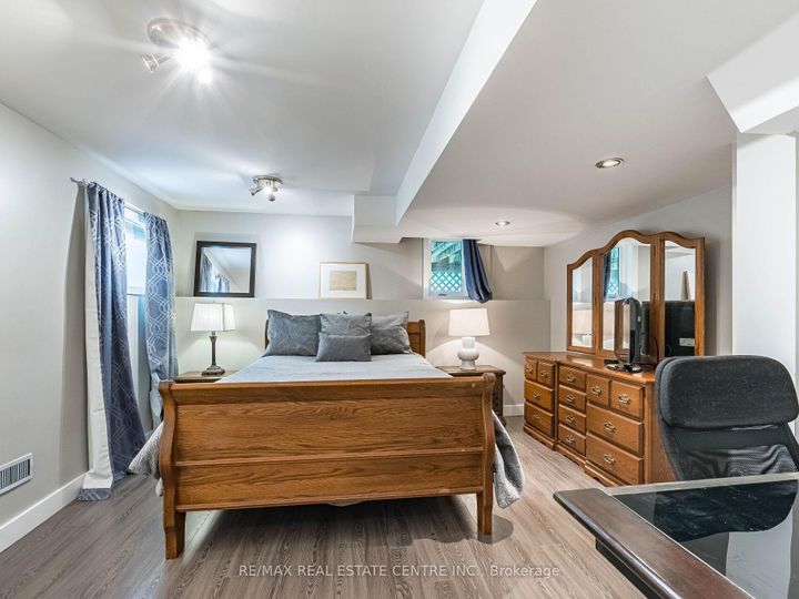 Photo 40 at 42 Somerville Road, AC Acton, Halton Hills