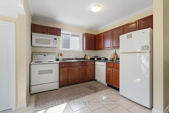 Photo 8 at 765 Rowena Street, Lakeview, Oshawa