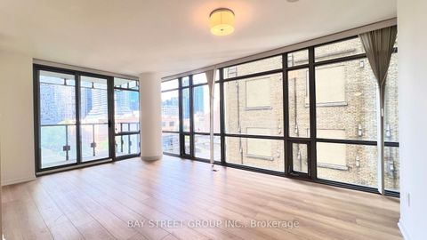 Photo 12 at 508 - 38 Grenville Street, Bay Street Corridor, Toronto