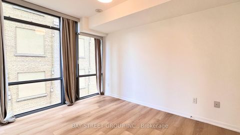 Photo 13 at 508 - 38 Grenville Street, Bay Street Corridor, Toronto