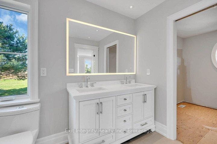 Photo 3 at 407 Harrisburg Road, Rural Flamborough, Hamilton