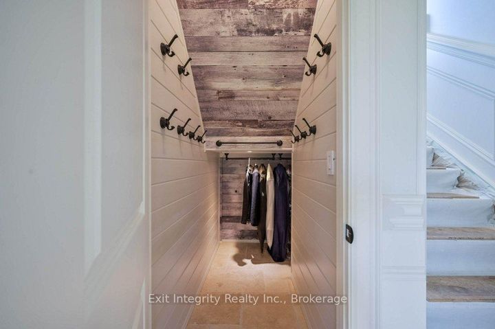 Photo 13 at 407 Harrisburg Road, Rural Flamborough, Hamilton