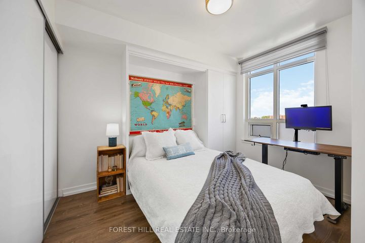 Photo 17 at 623 - 816 Lansdowne Avenue, Junction, Toronto