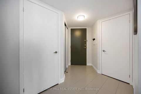 Photo 3 at 623 - 816 Lansdowne Avenue, Junction, Toronto