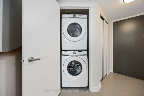 Photo 19 at 623 - 816 Lansdowne Avenue, Junction, Toronto