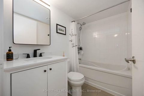 Photo 20 at 623 - 816 Lansdowne Avenue, Junction, Toronto