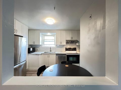 Photo 11 at 27 Rensburg Drive, Ionview, Toronto