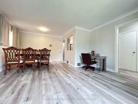 Photo 14 at 27 Rensburg Drive, Ionview, Toronto