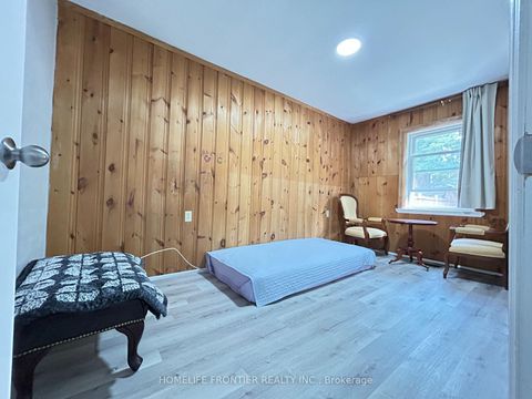 Photo 19 at 27 Rensburg Drive, Ionview, Toronto