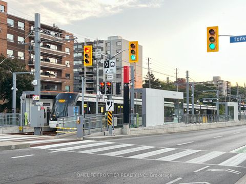 Photo 32 at 27 Rensburg Drive, Ionview, Toronto Photo 32 at 27 Rensburg Drive, Ionview, Toronto