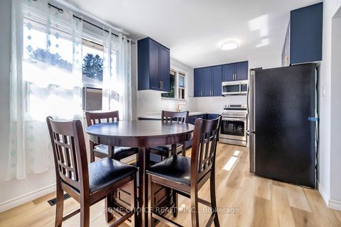 Photo 4 at 1014 Centre Street N, Williamsburg, Whitby
