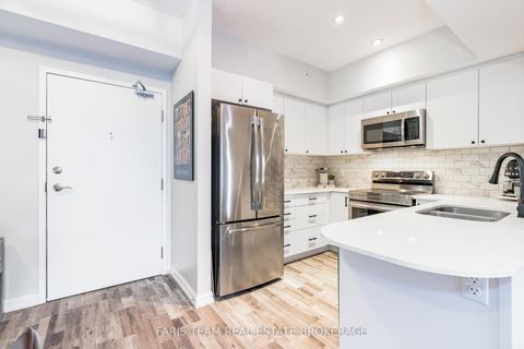 Photo 4 at 603 - 302 Essa Road, 400 West, Barrie