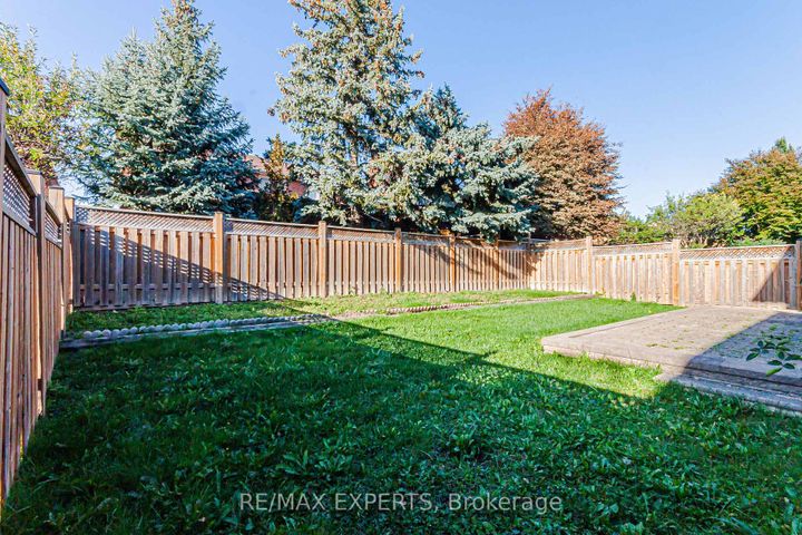 Photo 40 at 100 Nimbus Place, East Woodbridge, Vaughan
