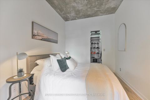Photo 8 at 305 - 23 Brant Street, Waterfront Communities C1, Toronto