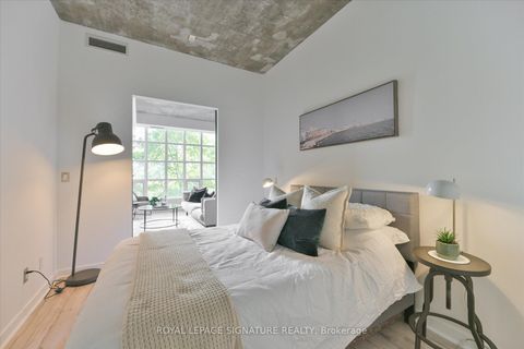 Photo 9 at 305 - 23 Brant Street, Waterfront Communities C1, Toronto