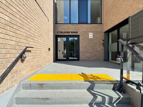 Photo 1 at 619 - 1 Falaise Road, West Hill, Toronto
