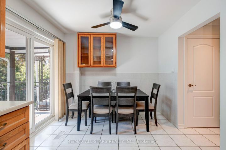 Photo 16 at 8A Ruthven Place, Smythe, Toronto