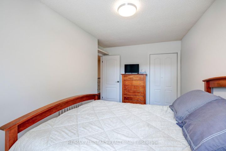 Photo 21 at 8A Ruthven Place, Smythe, Toronto