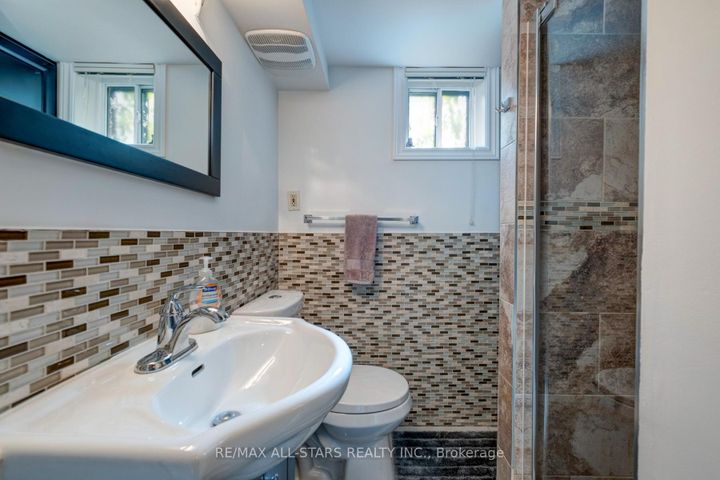 Photo 26 at 8A Ruthven Place, Smythe, Toronto