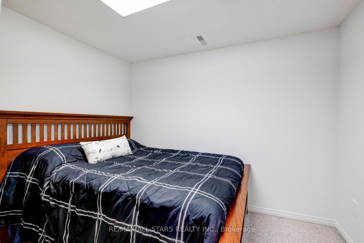 Photo 29 at 8A Ruthven Place, Smythe, Toronto