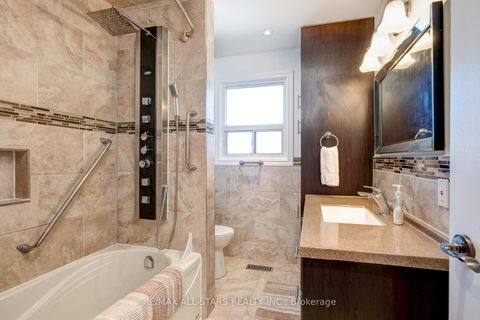 Photo 23 at 8A Ruthven Place, Smythe, Toronto