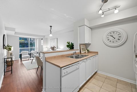 Photo 4 at 612 - 28 Olive Avenue, Willowdale East, Toronto