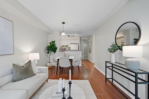 Photo 11 at 612 - 28 Olive Avenue, Willowdale East, Toronto