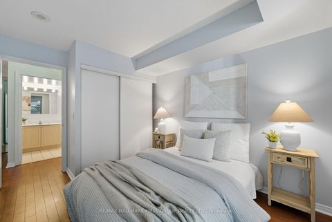 Photo 14 at 612 - 28 Olive Avenue, Willowdale East, Toronto