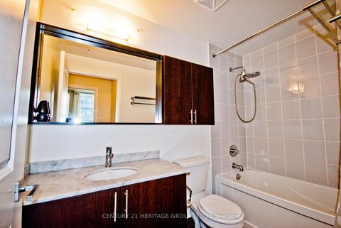 Photo 9 at 209 - 85 North Park Road, Beverley Glen, Vaughan