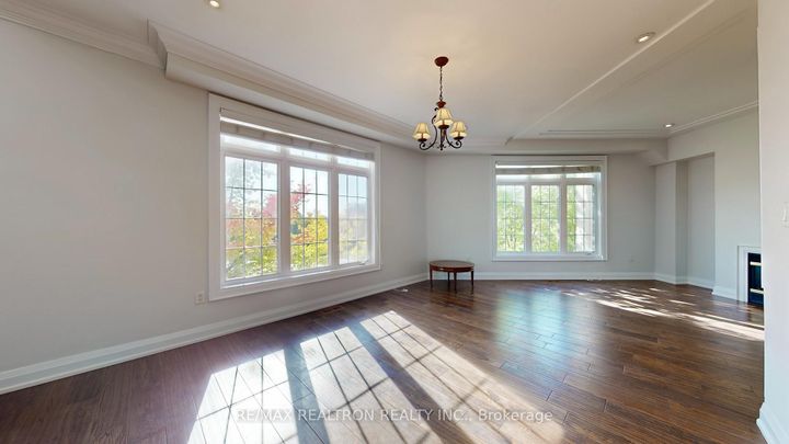 Photo 8 at 7 - 10 Post Oak Drive, Jefferson, Richmond Hill