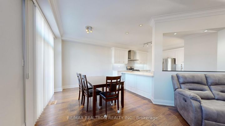 Photo 15 at 7 - 10 Post Oak Drive, Jefferson, Richmond Hill