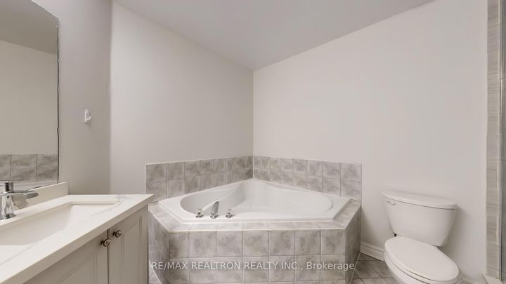 Photo 25 at 7 - 10 Post Oak Drive, Jefferson, Richmond Hill
