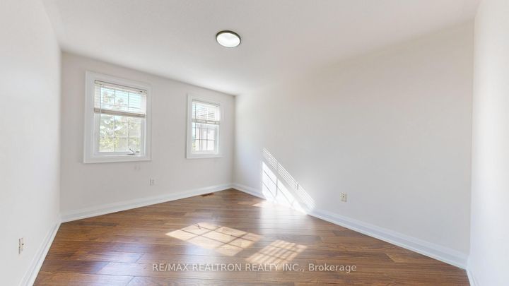 Photo 27 at 7 - 10 Post Oak Drive, Jefferson, Richmond Hill