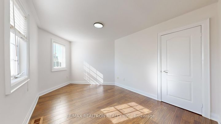 Photo 30 at 7 - 10 Post Oak Drive, Jefferson, Richmond Hill