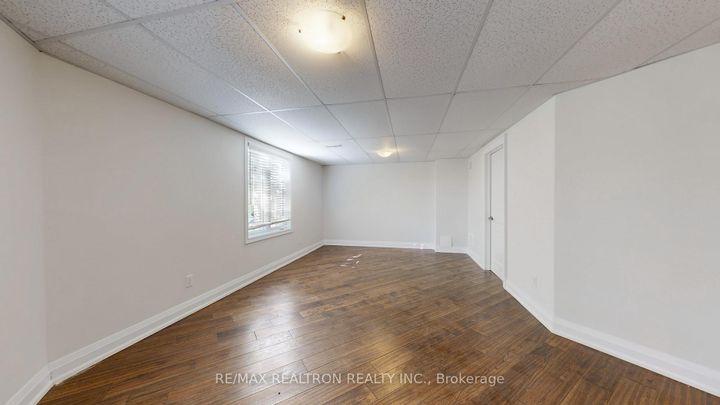 Photo 36 at 7 - 10 Post Oak Drive, Jefferson, Richmond Hill