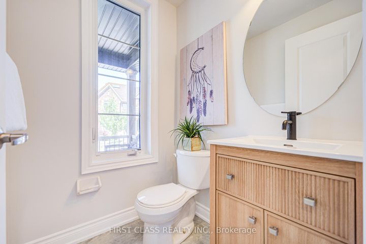 Photo 8 at 77 Diamond Jubilee Drive, Cornell, Markham