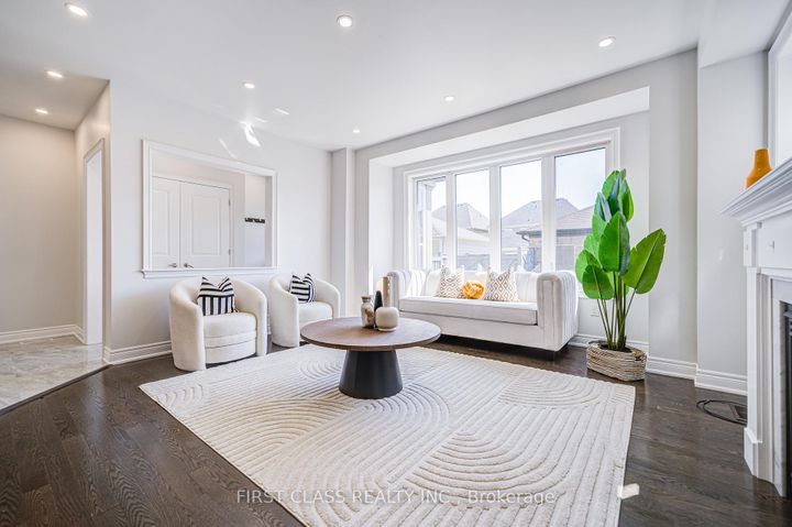 Photo 15 at 77 Diamond Jubilee Drive, Cornell, Markham