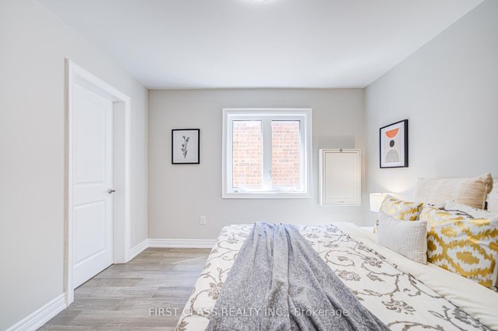 Photo 30 at 77 Diamond Jubilee Drive, Cornell, Markham