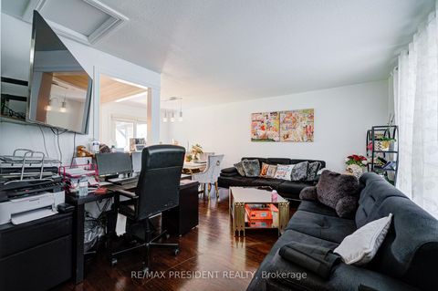 Photo 6 at 74 Bloomington Crescent, Black Creek, Toronto