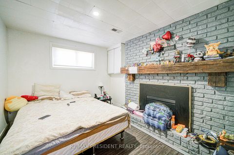 Photo 29 at 74 Bloomington Crescent, Black Creek, Toronto Photo 29 at 74 Bloomington Crescent, Black Creek, Toronto