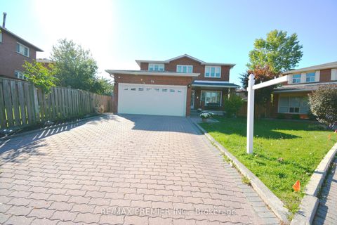 Photo 0 at 64 Partridge Circle, West Woodbridge, Vaughan