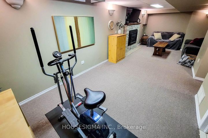 Photo 22 at 3111 Cantelon Crescent, Meadowvale, Mississauga