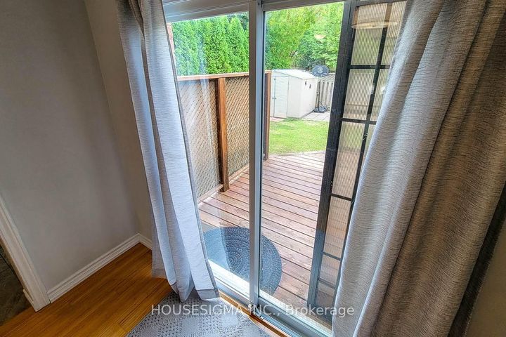 Photo 38 at 3111 Cantelon Crescent, Meadowvale, Mississauga