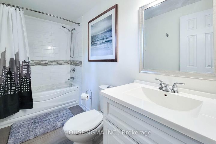 Photo 41 at 3111 Cantelon Crescent, Meadowvale, Mississauga